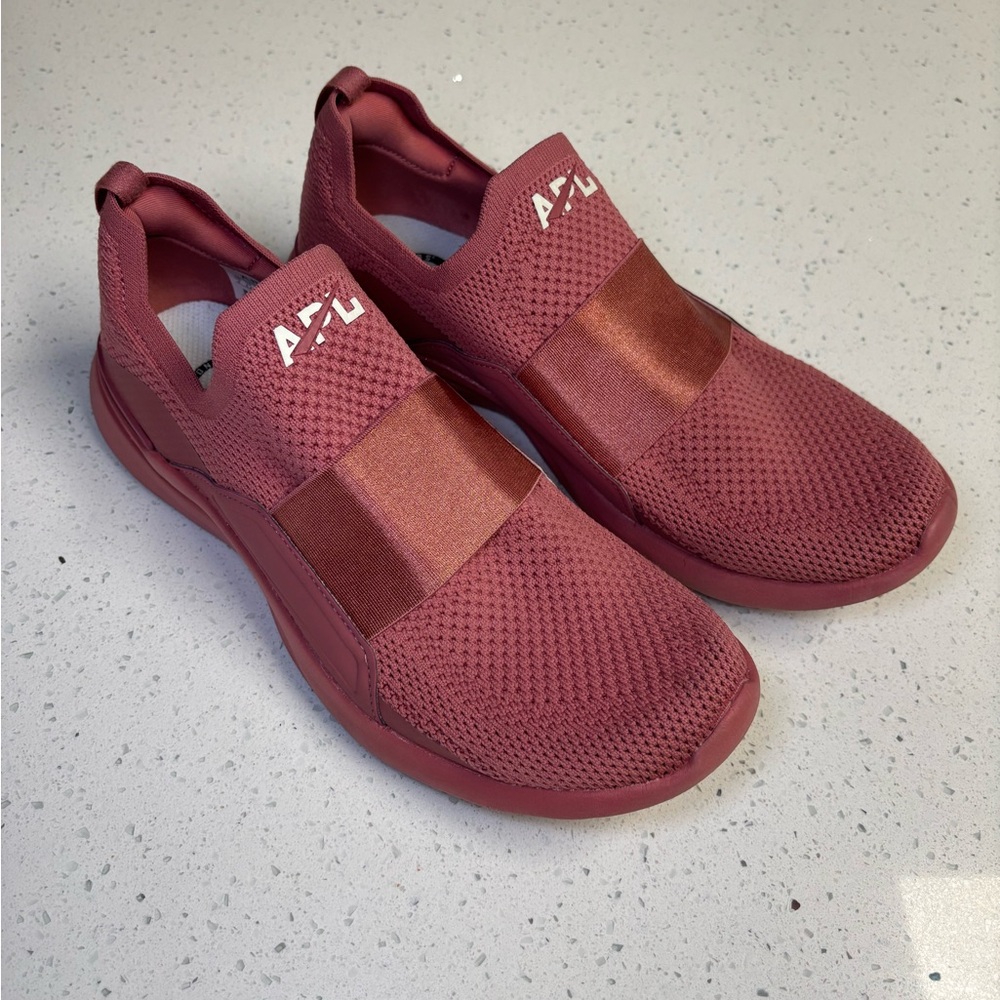 APL Techloom Bliss size 9 women’s